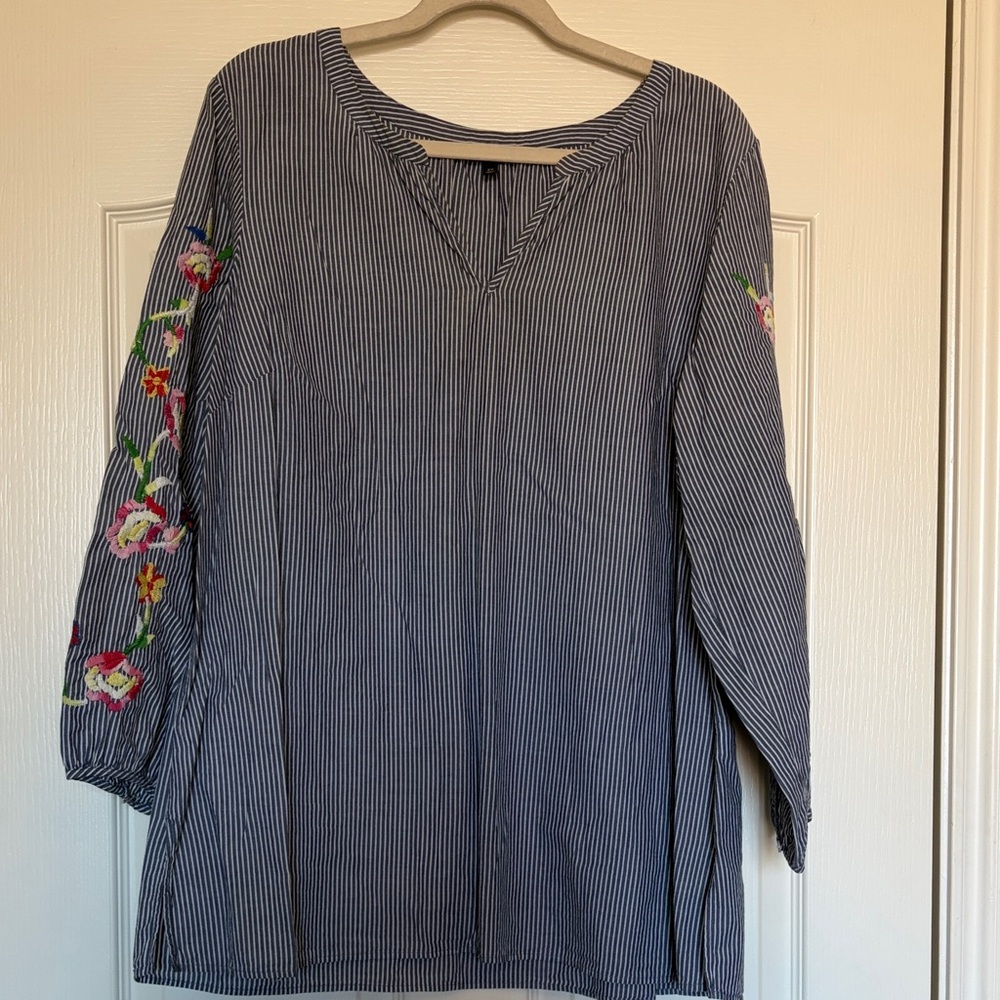 Talbots Navy Striped Blouse with Floral Embroidery sleeve sz 2X tunic top